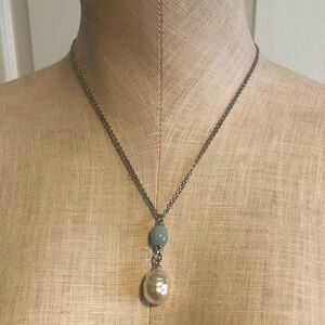 Majorica Elegant Silver and Pearl Necklace with box.